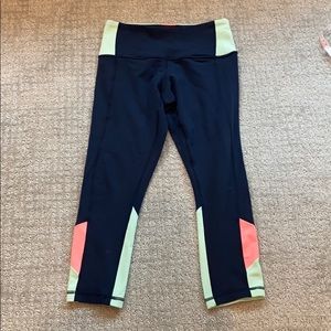Lululemon Wunder Under Crop